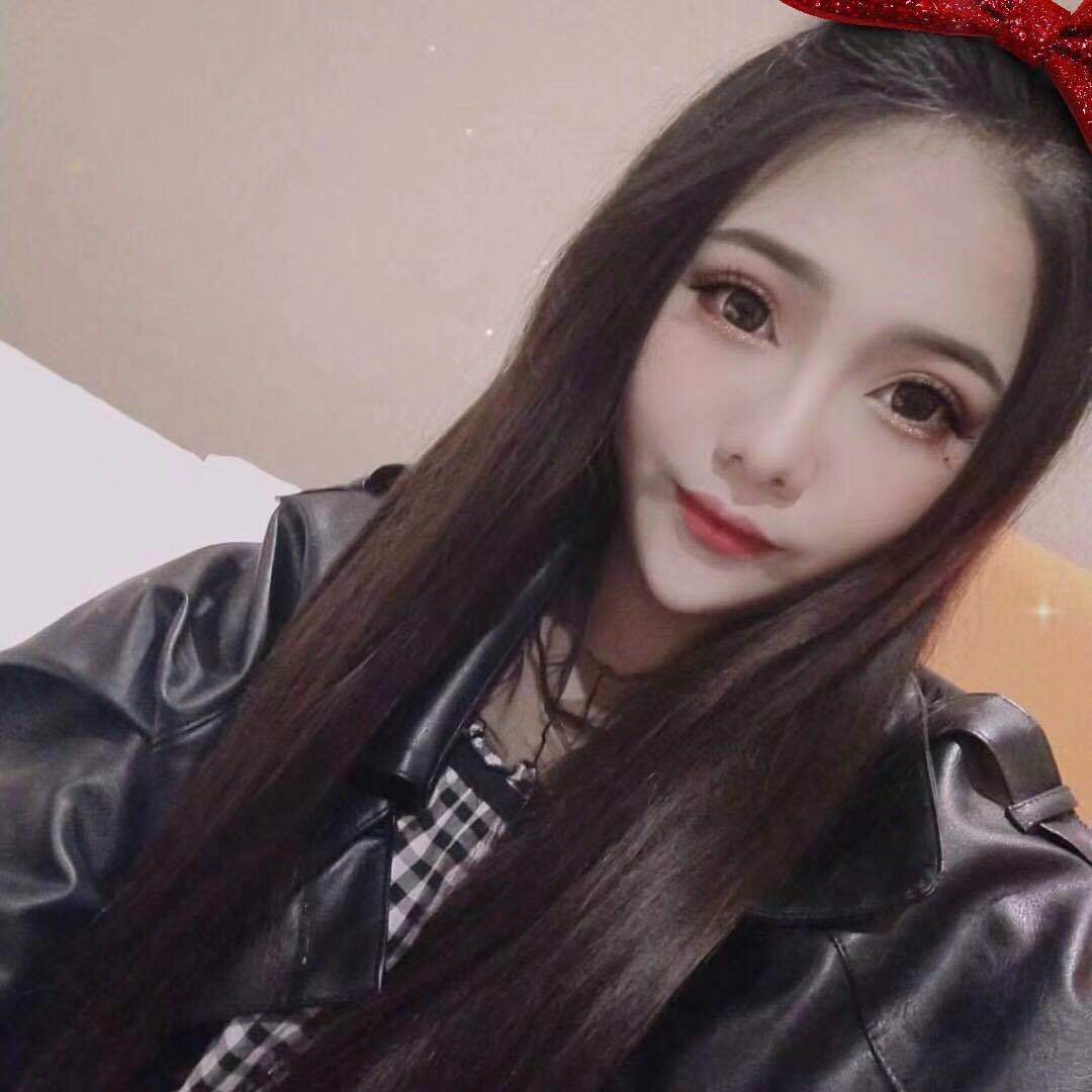 出差约的大学生，剃毛白虎馒头逼，居然被我用手扣潮喷了